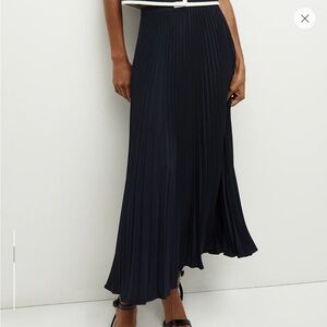Veronica beard pleated skirt